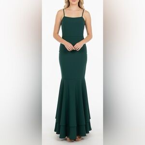 Lulus Tier and There hunter green tiered trumpet hem maxi Dress XS NWT